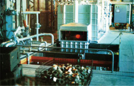 メッシュベルト型熱処理炉